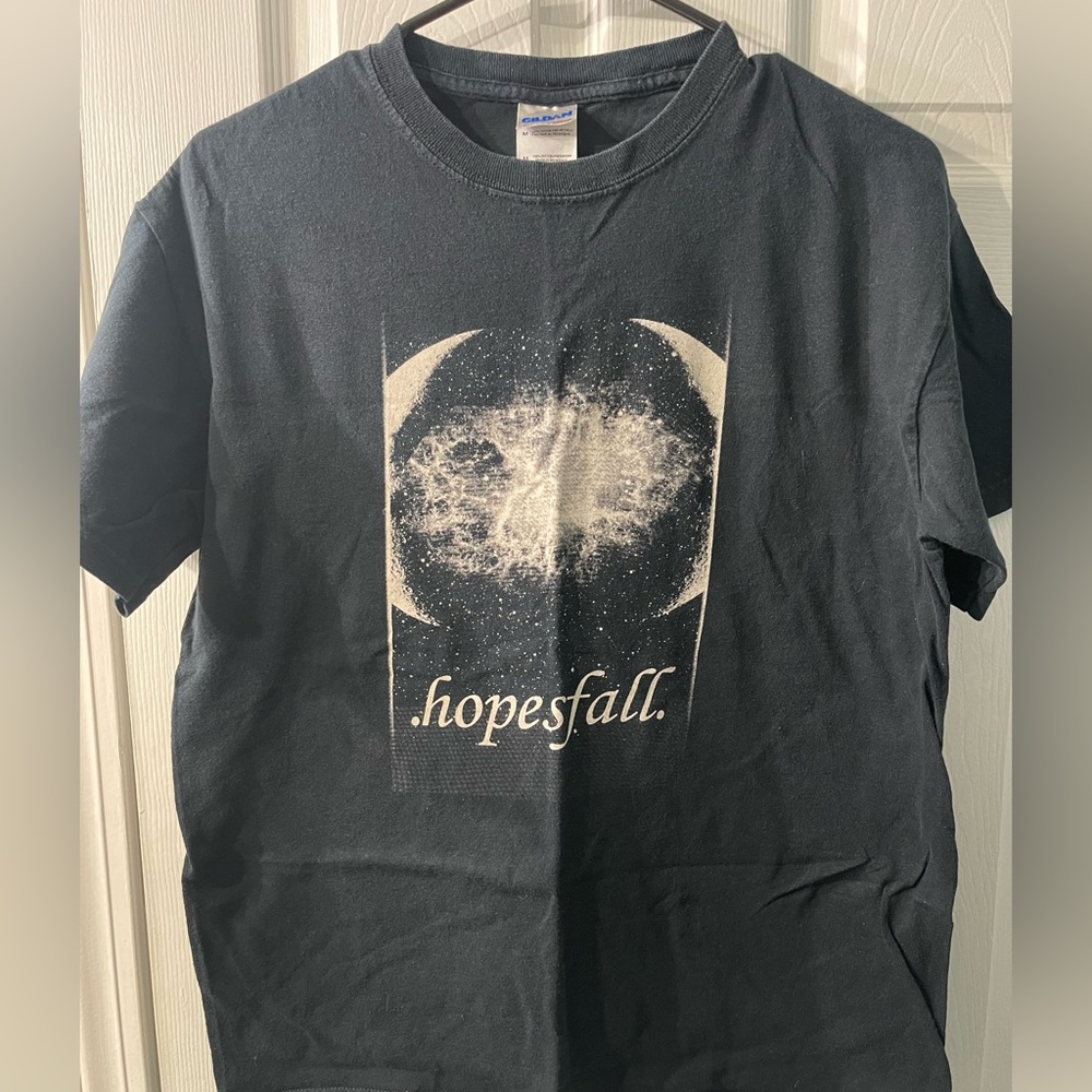 Hopesfall tshirt size Medium